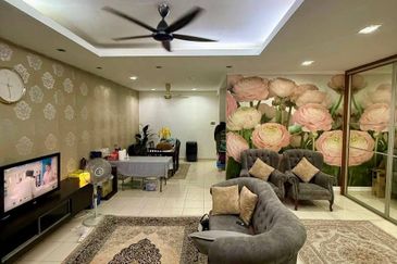 2 Storey Terraced Taman Aroma Tropika Alam Megah