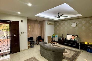 2 Storey Terraced Taman Aroma Tropika Alam Megah