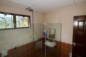 2 Storey Terraced Taman Aroma Tropika Alam Megah