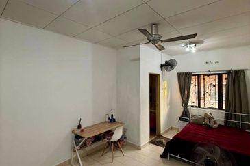 2 Storey Terraced Taman Aroma Tropika Alam Megah