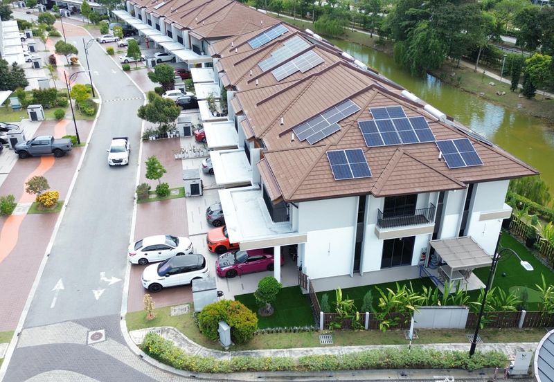 Isle of Botanica, Setia Eco Glades