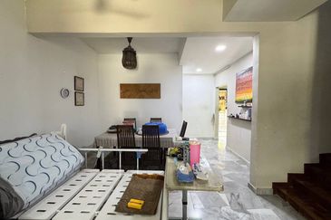 Facing Open 2 Storey Impian Indah Saujana Kajang