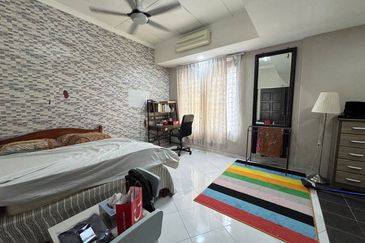 Facing Open 2 Storey Impian Indah Saujana Kajang