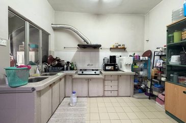 Facing Open 2 Storey Impian Indah Saujana Kajang