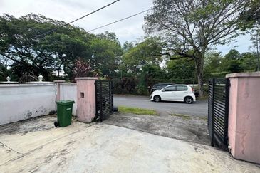 Facing Open 2 Storey Impian Indah Saujana Kajang