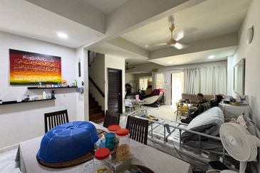 Facing Open 2 Storey Impian Indah Saujana Kajang