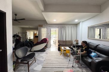 Facing Open 2 Storey Impian Indah Saujana Kajang