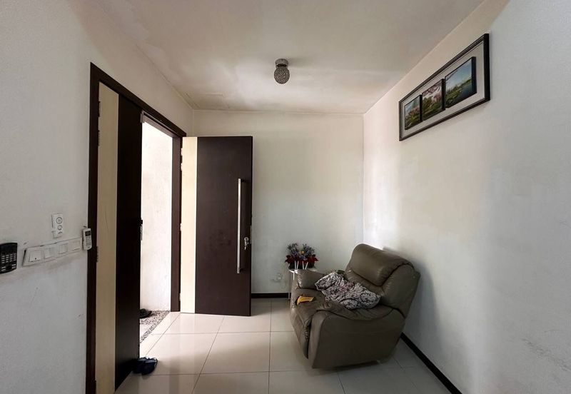 Renovated 3 Storey Semi Detached House Taman Tropika 2 Bangi