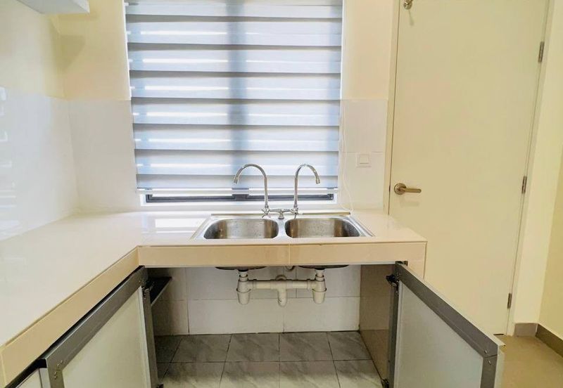 Monet Springtime @ Sunsuria City