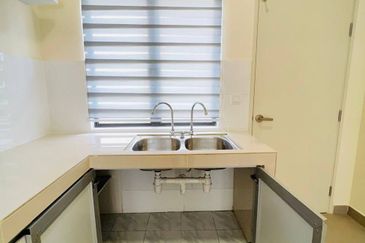 Monet Springtime @ Sunsuria City