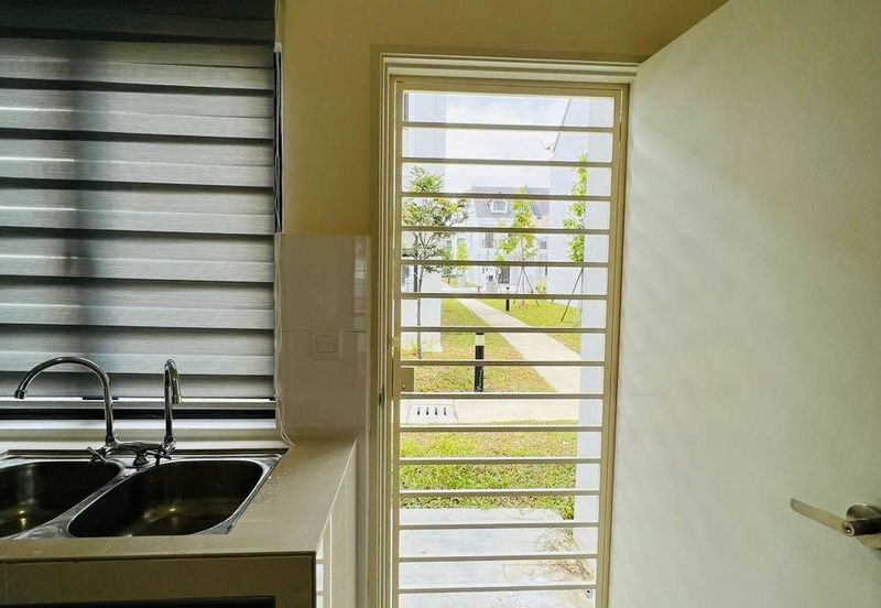 Monet Springtime @ Sunsuria City