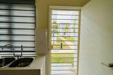 Monet Springtime @ Sunsuria City