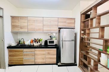 PV20 Platinum Lake Condominium Setapak