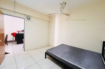 PV20 Platinum Lake Condominium Setapak