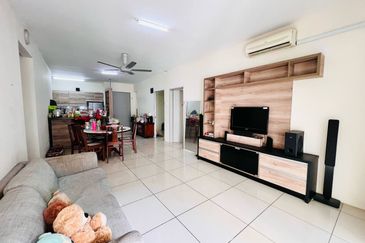 PV20 Platinum Lake Condominium Setapak