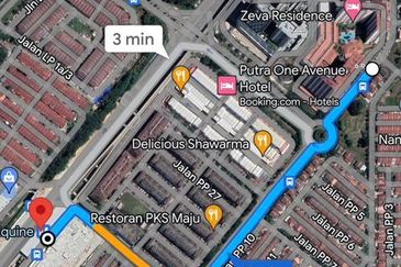 Taman Pinggiran Putra