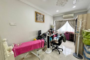 End Lot Double Storey Superlink Wangsa Maju Seksyen 6, KL.