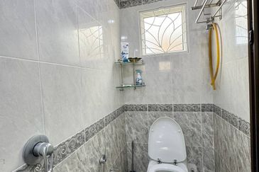 End Lot Double Storey Superlink Wangsa Maju Seksyen 6, KL.