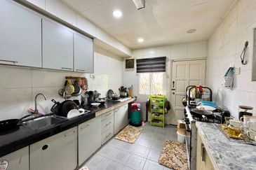 End Lot Double Storey Superlink Wangsa Maju Seksyen 6, KL.