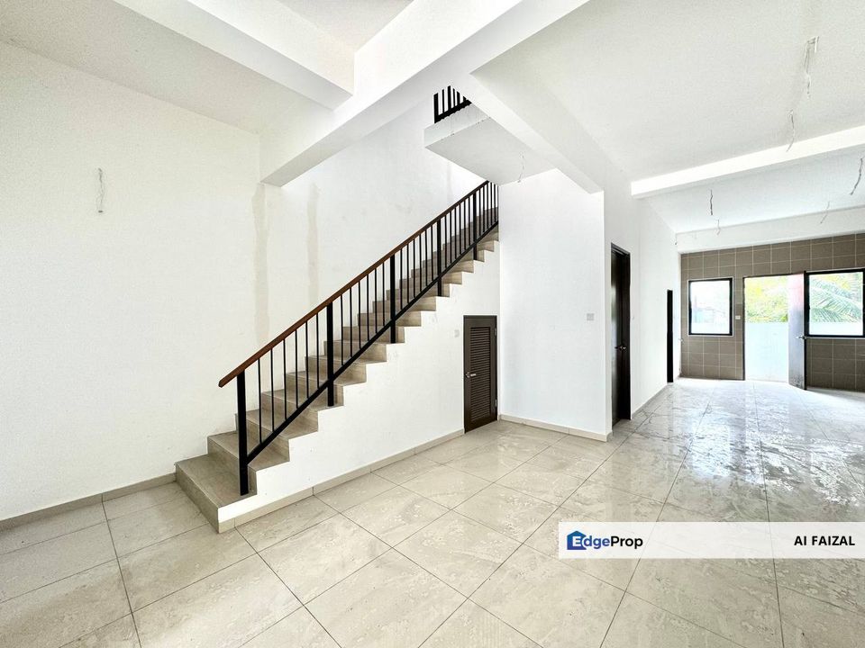 3 Storey Terrace House MYRA MERANTI, Puchong, Selangor, Puchong