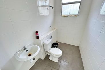 Bangi Avenue 3, Seksyen 7