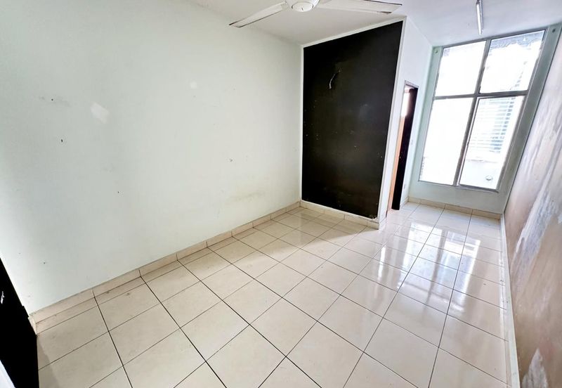 Bangi Avenue 3, Seksyen 7