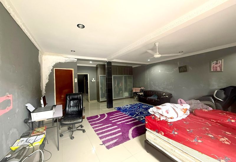 Taman Saujana Puchong