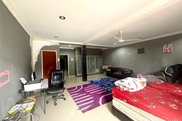 Taman Saujana Puchong