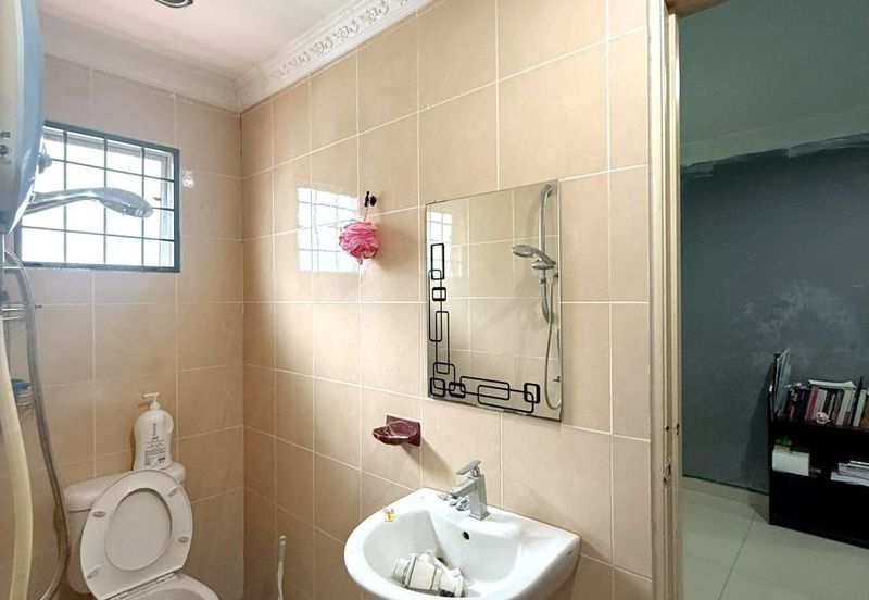 Taman Saujana Puchong