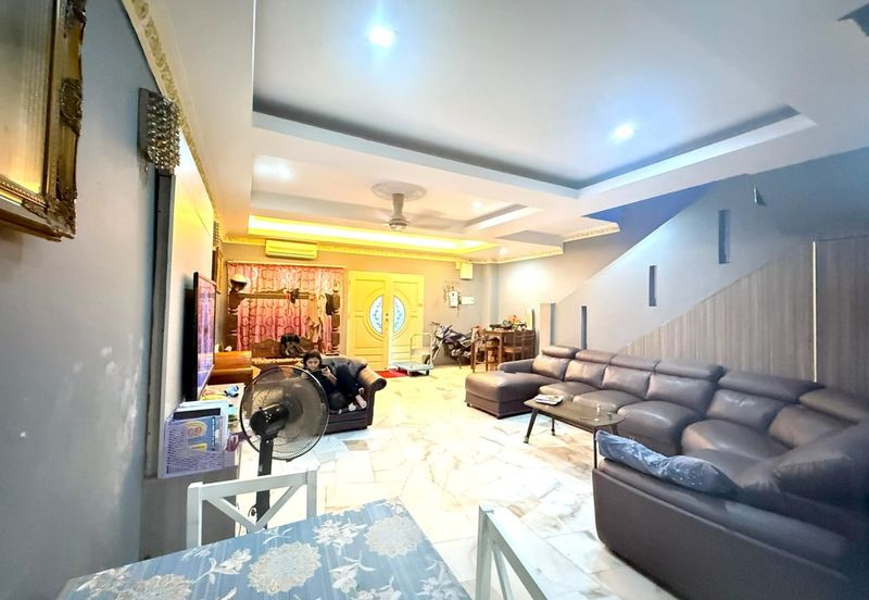 Taman Saujana Puchong