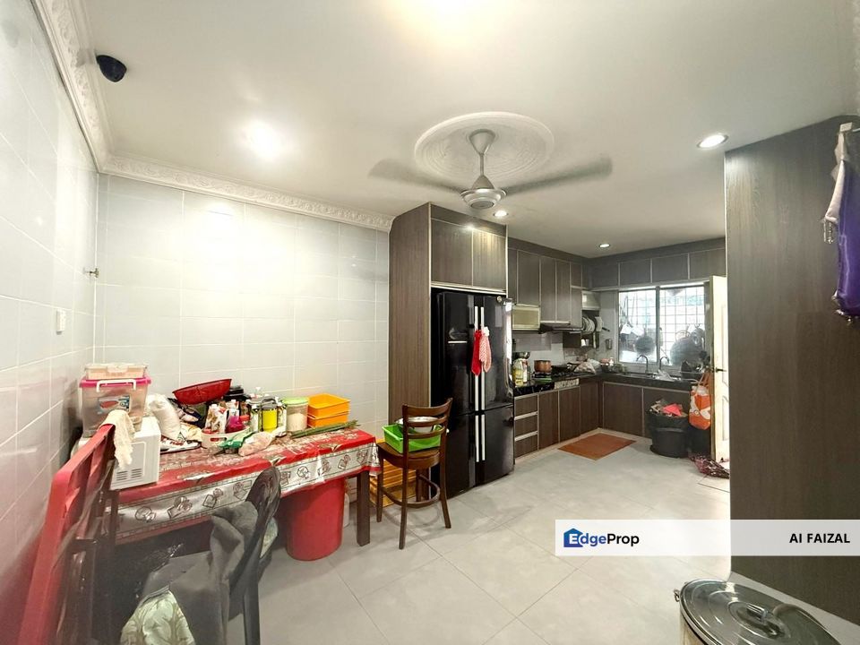 Fully Extended & Renovated Double Storey  @Taman Saujana Puchong, Selangor, Puchong South