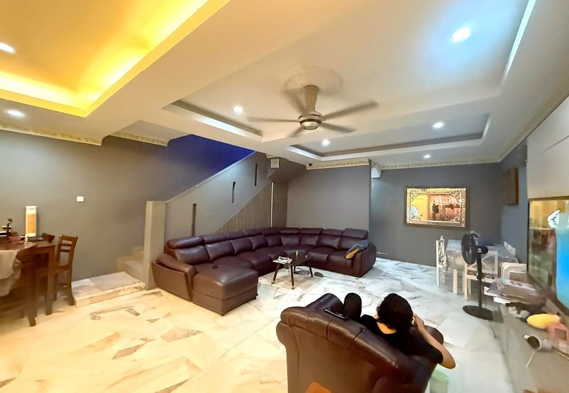 Taman Saujana Puchong