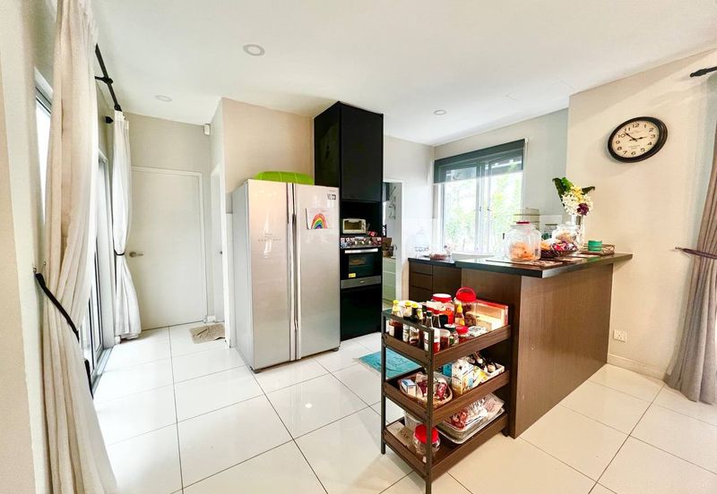 Parkfield Residences, Tropicana Heights