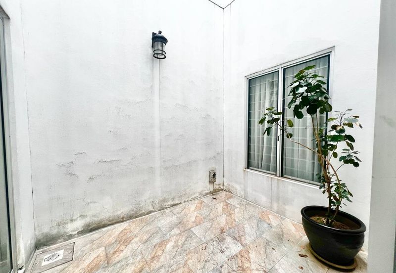 Parkfield Residences, Tropicana Heights