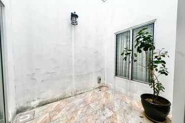 Parkfield Residences, Tropicana Heights