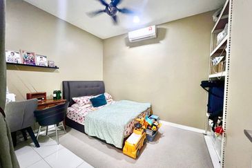 Parkfield Residences, Tropicana Heights