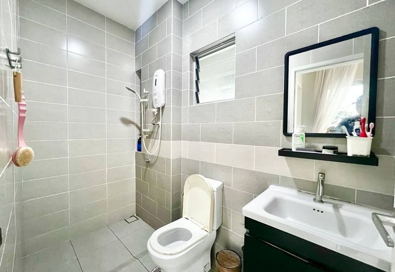 Parkfield Residences, Tropicana Heights