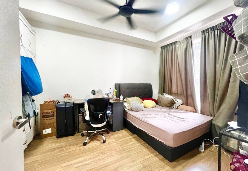 Parkfield Residences, Tropicana Heights