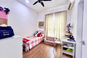 Parkfield Residences, Tropicana Heights