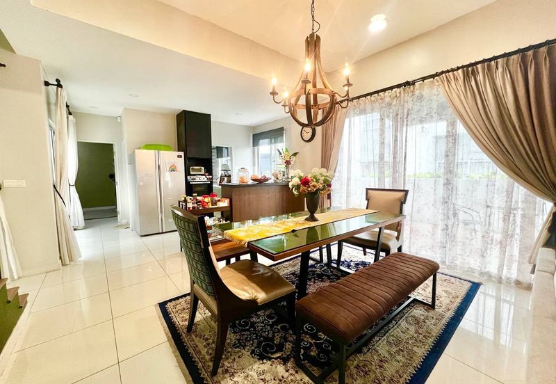 Parkfield Residences, Tropicana Heights