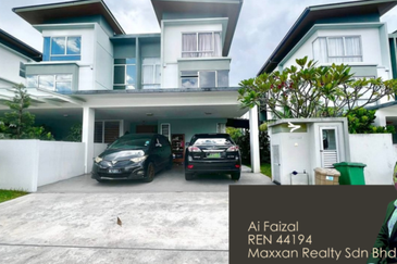 Parkfield Residences, Tropicana Heights
