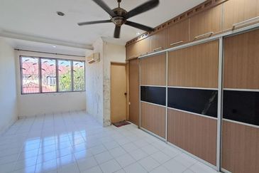 Renovated 2 Storey Superlink @ Seksyen 3 Bandar Baru Bangi