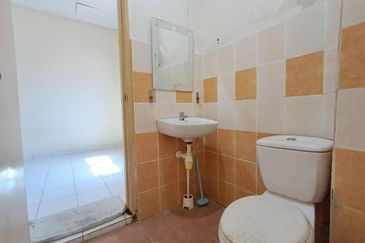 Renovated 2 Storey Superlink @ Seksyen 3 Bandar Baru Bangi