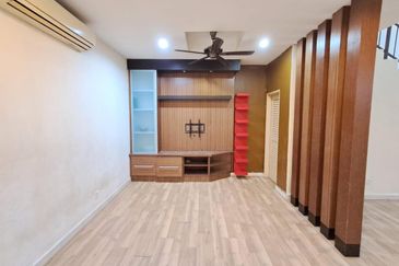 Renovated 2 Storey Superlink @ Seksyen 3 Bandar Baru Bangi