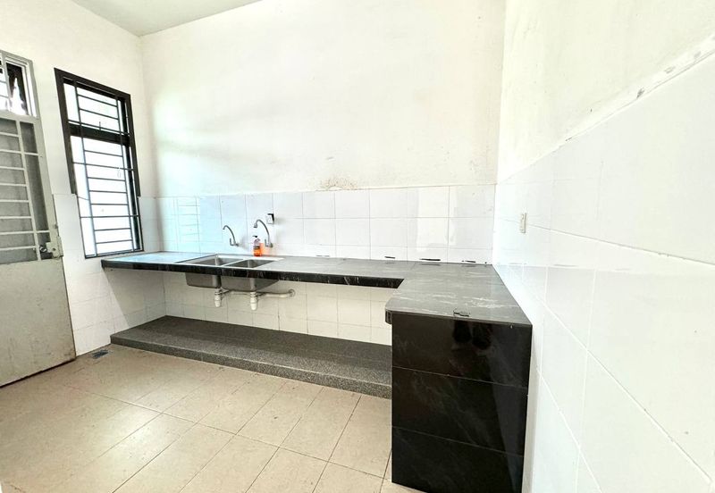 2 Storey Taman Mawar @ Bandar Baru Salak Tinggi, Sepang