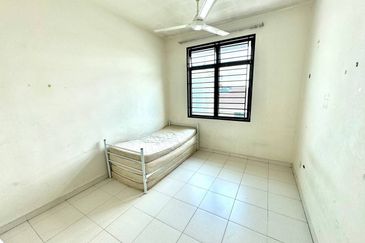 2 Storey Taman Mawar @ Bandar Baru Salak Tinggi, Sepang