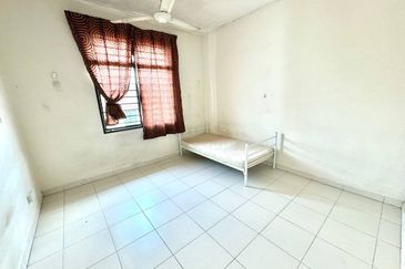 2 Storey Taman Mawar @ Bandar Baru Salak Tinggi, Sepang