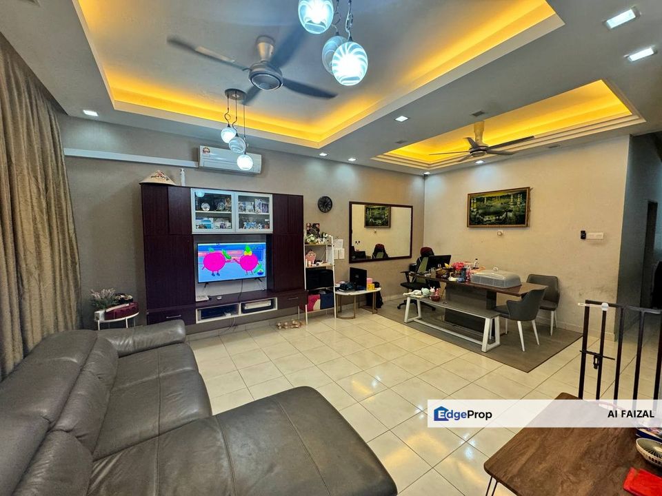 Renovated Double Storey  @Setia Alam Sari (Ilham 2), Bangi, Selangor., Selangor, Bangi