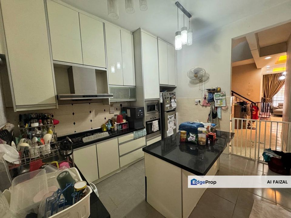 Renovated Double Storey  @Setia Alam Sari (Ilham 2), Bangi, Selangor., Selangor, Bangi