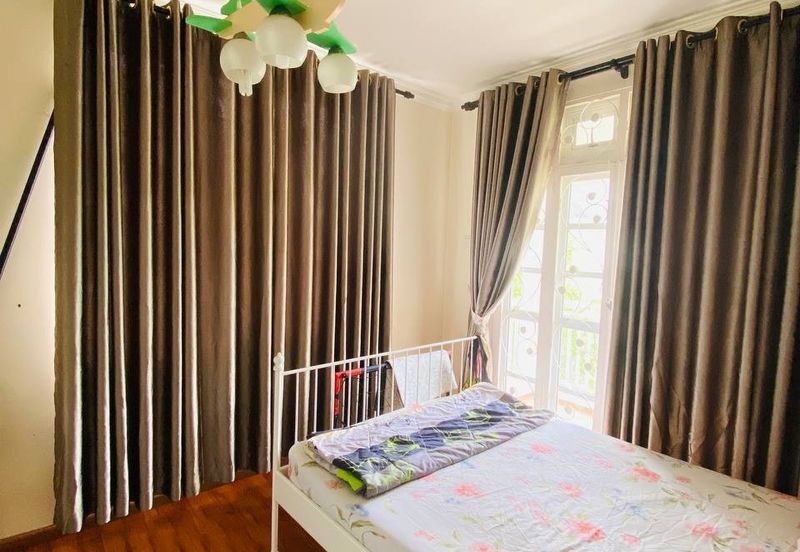 Two & Half Storey Semi D @ Presint 18H Putrajaya